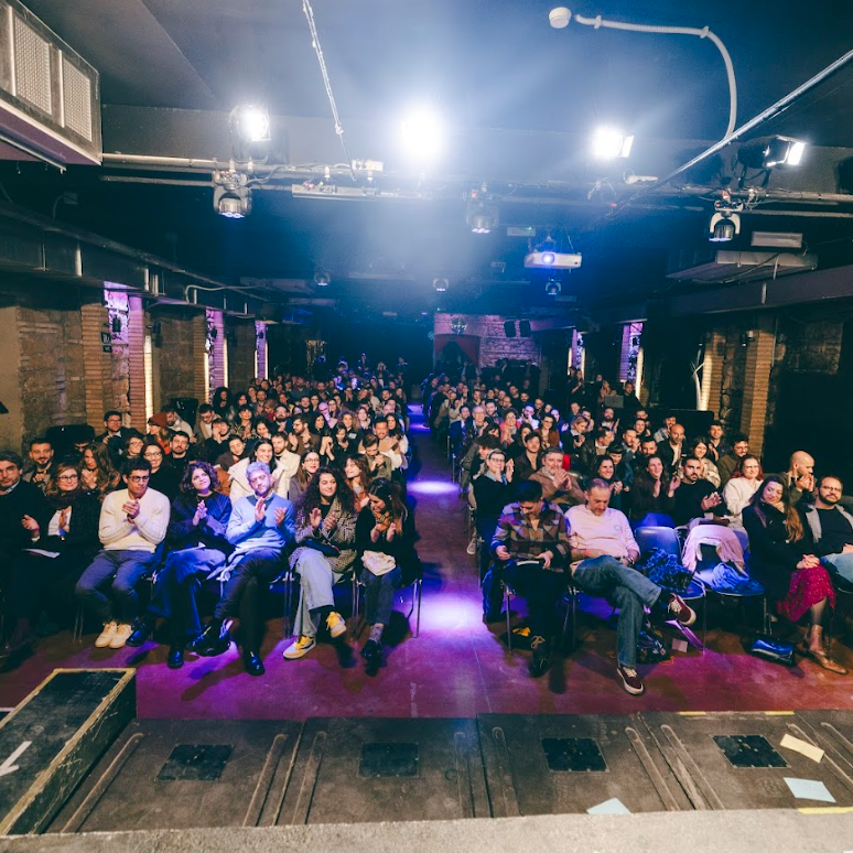Il pubblico in sala durante un evento